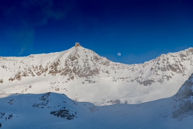 My Little Warung Alpe d’Huez – Camp de Base Pic Blanc
